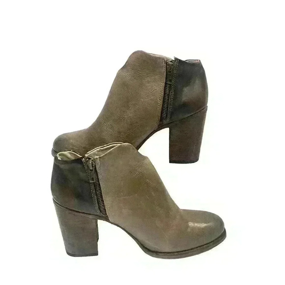 New Other- Freebird Darius Gray Distressed Leather heeled booties Size 11 - Picture 2 of 12